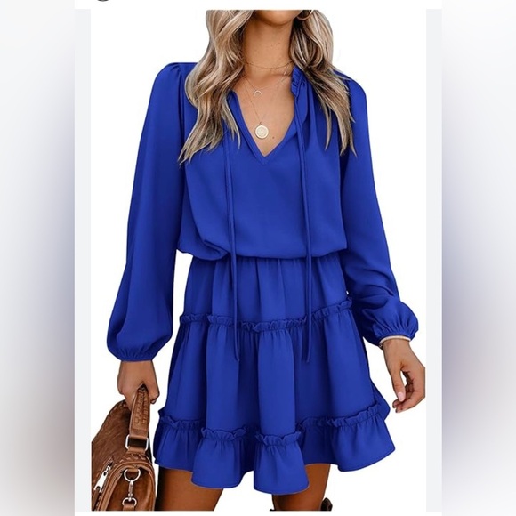 Dresses & Skirts - Elegant Blue Women's Dress